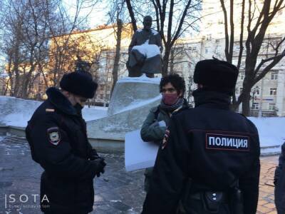 Сочувствующие бунтовщикам в Казахстане задерживаются в Москве