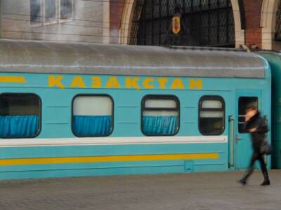 В Казахстане восстановлена работа пассажирских поездов