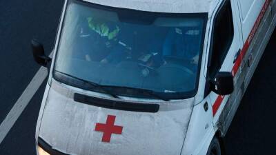 Два человека погибли при столкновении машины с оградой на Ставрополье