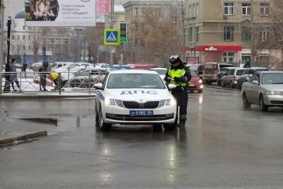 Девушка пострадала в ДТП с неизвестным автомобилем в центре Новосибирска