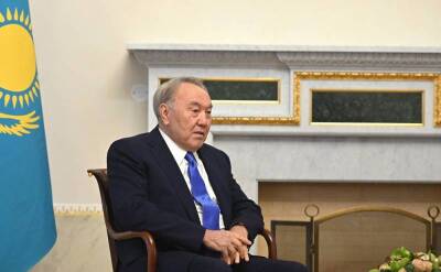 Лукашенко в телефонном разговоре уточнил позицию Назарбаева по ситуации в Казахстане