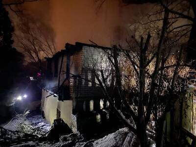 В пожаре в Смоленске погиб хозяин частного дома