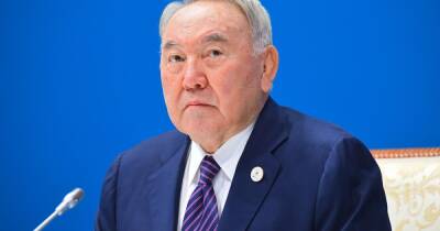 Экс-советник объяснил отсутствие Назарбаева на публике его болезнью