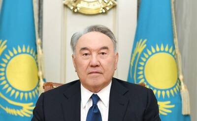 Пресс-секретарь: Назарбаев находится в столице Казахстана и поддерживает связь с Токаевым