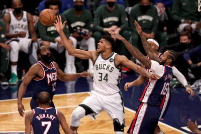НБА: Милуоки обыграл Бруклин, Лейкерс справился с Атлантой