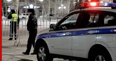 На западе Казахстана задержана машина с гаджетами и одеждой