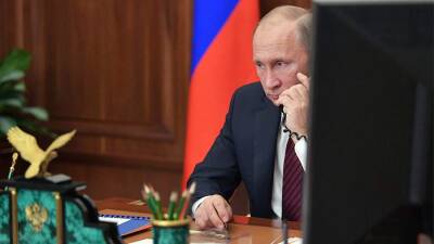 Путин провел телефонный разговор с Токаевым