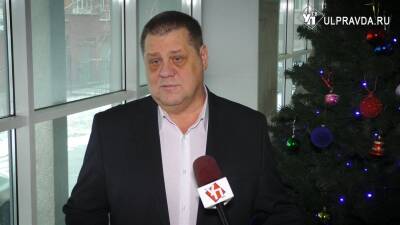 Депутат ЗСО Андрей Седов поздравляет жителей Ульяновской области