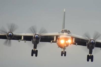 Sohu: самолеты ВКС РФ «водили за нос» авиацию США на Аляски