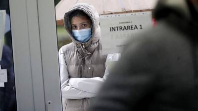 В Румынии ввели штраф за ношение тканевой маски