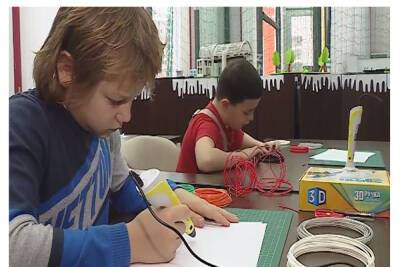 Белгородские школьники создали модель МИГ-20 3D-ручкой
