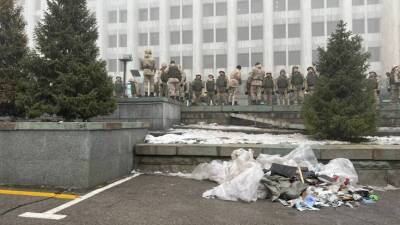 Застрявший в Алма-Ате политолог Бордов рассказал неприятные Киеву подробности беспорядков