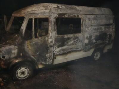 В Киевской области мужчина из-за ревности сжег автомобили двух знакомых своей жены