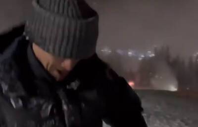 Усик размахался кулаками на украинском горнолыжном курорте, "бой" попал на видео: "Кого в сугроб?"