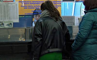 Отныне нужно платить: "Укрзализныця" сдирает с пассажиров по 12 гривен за услугу, которая раньше была бесплатной