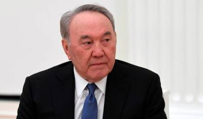 Укибай: Назарбаев в Нур-Султане и сам передал пост главы Совбеза Токаеву
