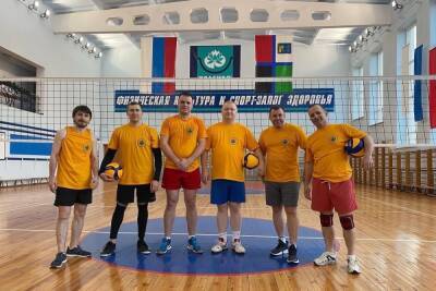 Белгородские патологоанатомы проиграли стоматологам в турнире по волейболу