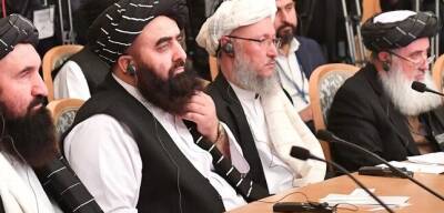 Талибы выступили за мирное решение проблем в Казахстане