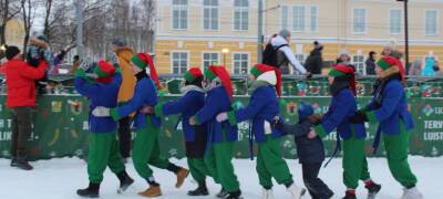 Гномы станцевали в Петрозаводске на закрытии ярмарки, приуроченной к главному христианскому празднику
