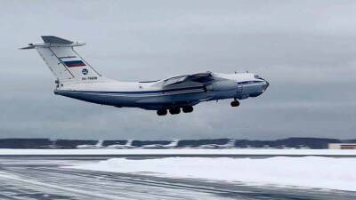 Ещё один самолет доставил россиян в Москву из Алма-Аты