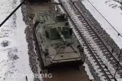 Россия не блефовала: Огромные силы РФ движутся в сторону Украины (видео)