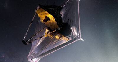 Космический телескоп "Джеймс Уэбб" успешно развернул основное зеркало (фото)