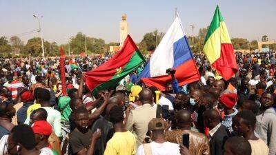 В Буркина-Фасо совершён второй за год военный переворот