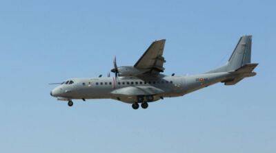 Испания отправила в Украину самолет с медицинской гумпомощью