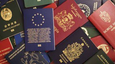 Гражданство для богатых: в Европе растет спрос на "золотые паспорта"