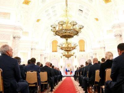 Невзоров: У каждого из сидящих в Георгиевском зале Кремля в задницу была вставлена рука Путина
