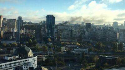 Массированный удар по Украине: взрывы в центре Киева, есть погибшие