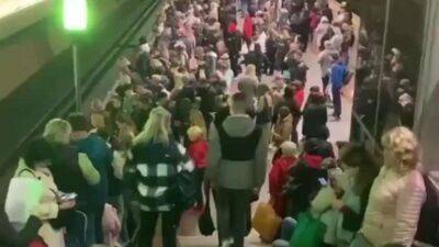 У Києві зупинила роботу одна з гілок метрополітену