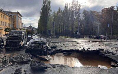 Повреждено 11 важных инфраструктурных объектов в Киеве и регионах