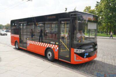 В Харькове изменили работу автобусов: они заменят метро и электротранс