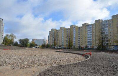В Твери завершается первый этап работ по благоустройству нового сквера на улице Хромова
