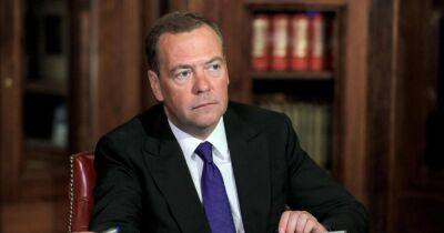 СБУ объявила Дмитрия Медведева в розыск: экс-президенту РФ грозит 10 лет тюрьмы