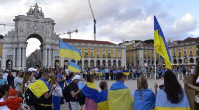 В городах Европы проходят многочисленные акции в поддержку Украины и признания рф страной-террористом