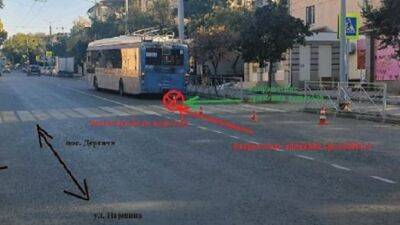 В Севастополе троллейбус сбил 15-летнюю девочку