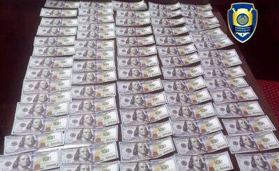 Двое мошенников в Кашкадарье приобрели Cobalt за 13,4 тысячи фальшивых долларов