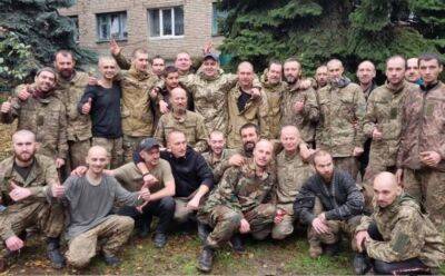 Черговий обмін полоненими: додому повернулися 32 українські військові