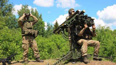 Сбивал ракеты со "Стингера" во время массированной атаки: Зеленский отметил солдата Шумского