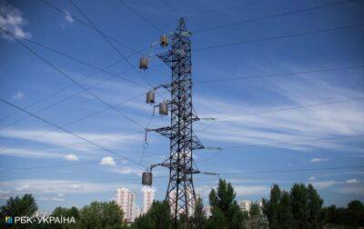 Стало відомо, коли у Києві повернуть електрику всім, кому її відключали