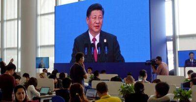 Как политика "ноль-ковида" в Китае портит праздник с переизбранием Си Цзиньпина
