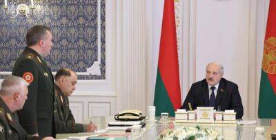 Что стоит за громкими заявлениями Александра Лукашенко и какая обстановка вокруг Беларуси? Разбираемся в ситуации