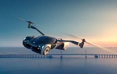 В Дубае представили летающий автомобиль
