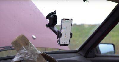 Русский блогер разбил авто, чтобы проверить спасет ли его iPhone: не сработало