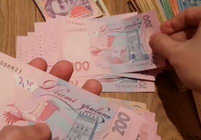 Украинцев предупредили о грядущей индексации пенсий: когда и на сколько увеличатся выплаты