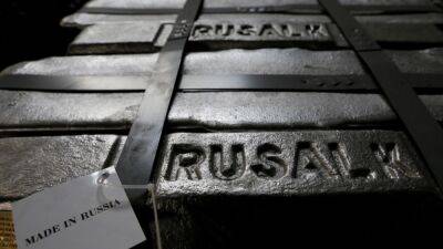 Bloomberg: США намерены отказаться от российского алюминия