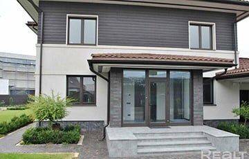 В Дроздах выставили на продажу дом почти за $2 миллиона