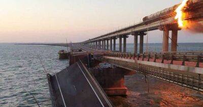 Автодорога под водой: появились новые фото разрушений Крымского моста